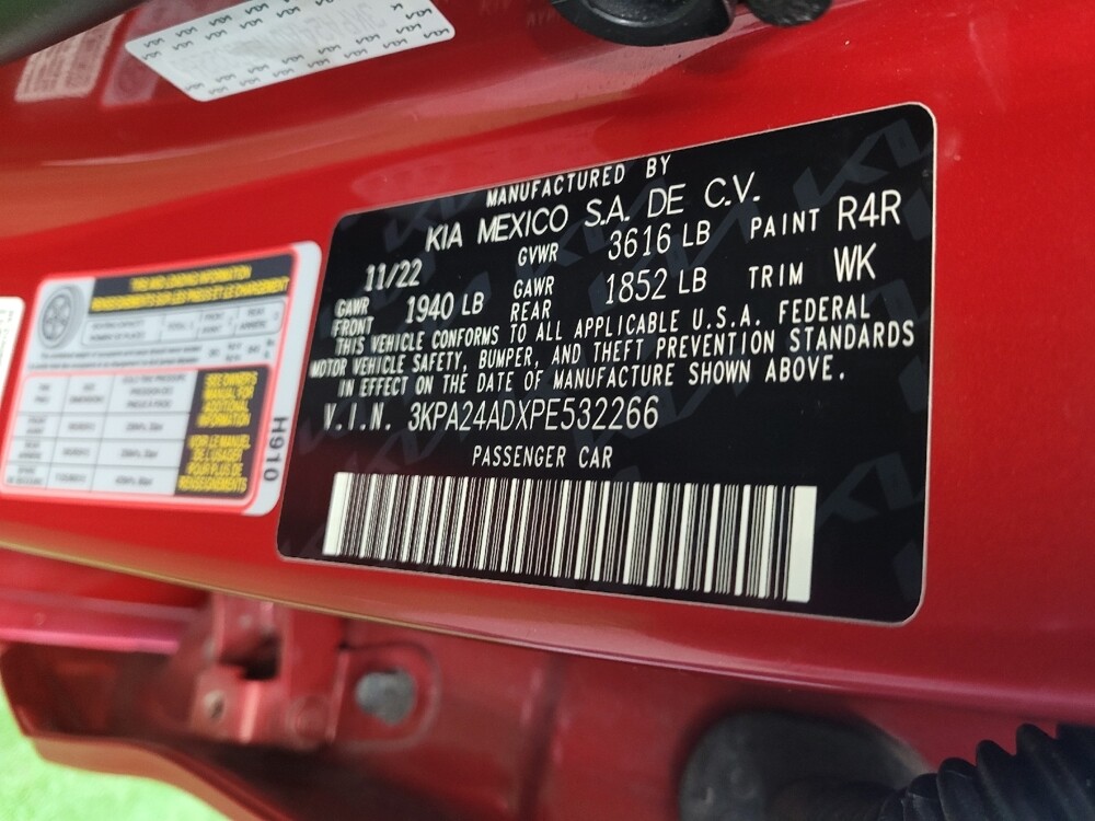 2023 Kia Rio in Miamisburg, OH 45342 - 18107421 33