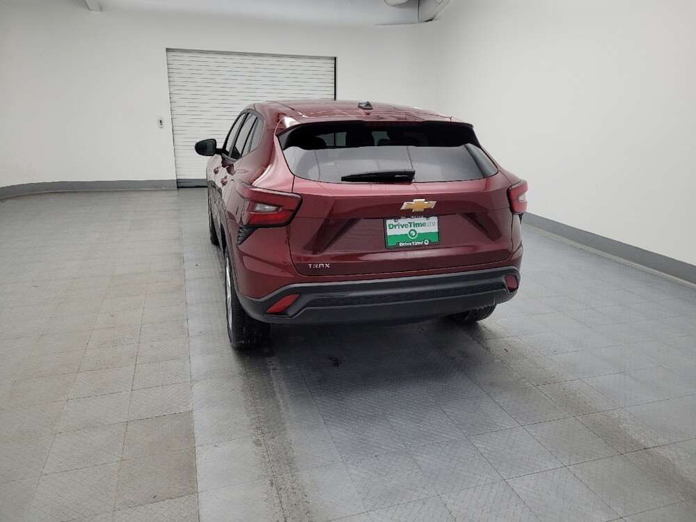 2025 Chevrolet Trax in Toledo, OH 43617 - 18107422 6