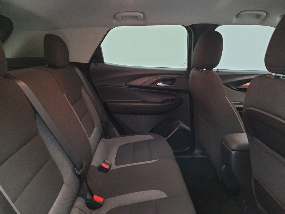 2021 Chevrolet TrailBlazer in Maple Heights, OH 44137 - 18107423 19