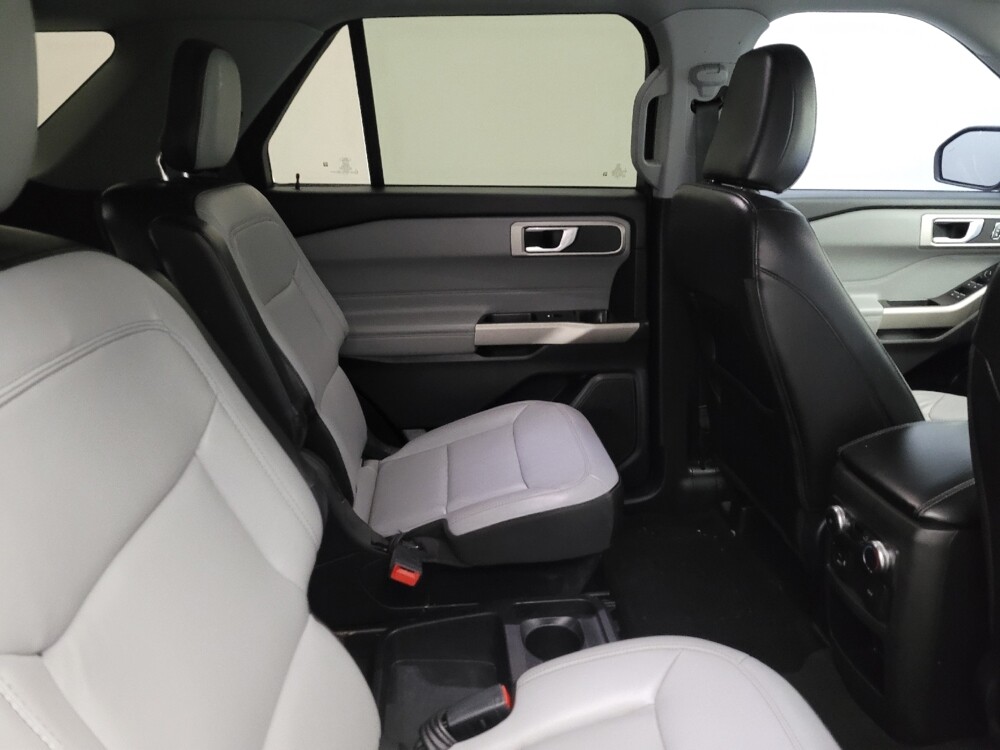 2021 Ford Explorer in Toledo, OH 43617 - 18107424 19