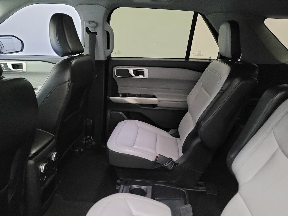 2021 Ford Explorer in Toledo, OH 43617 - 18107424 18