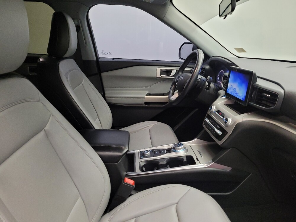 2021 Ford Explorer in Toledo, OH 43617 - 18107424 21
