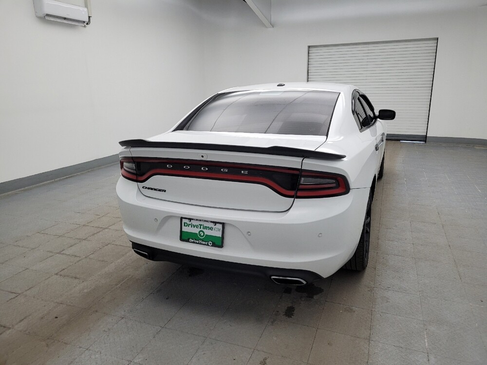2018 Dodge Charger in Fairfield, OH 45014 - 18107427 7
