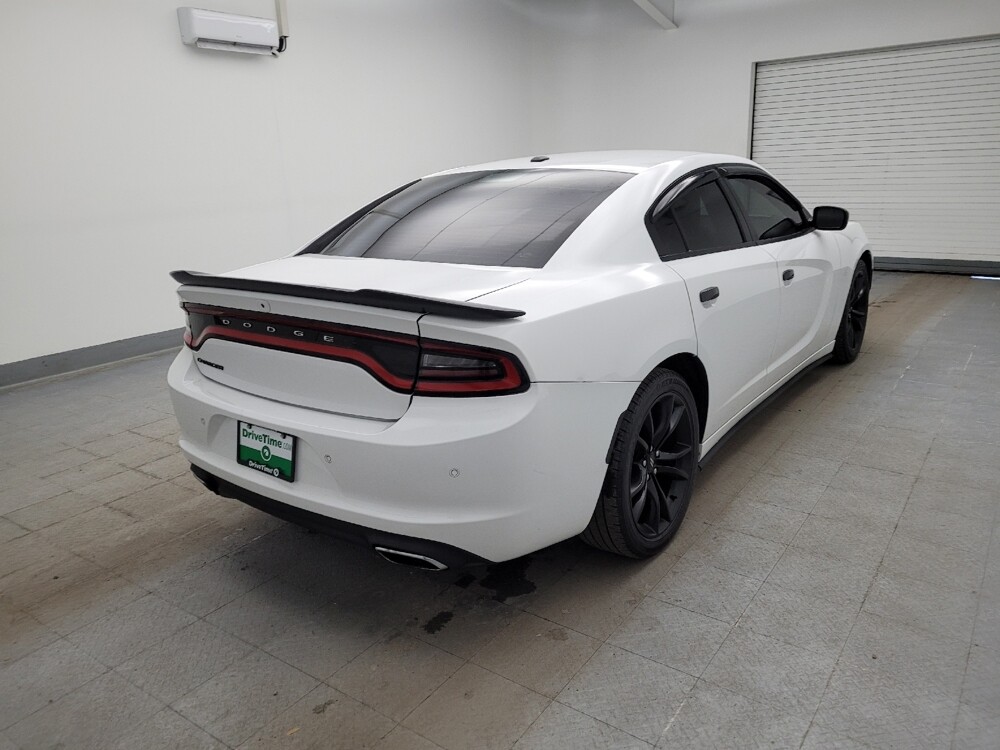 2018 Dodge Charger in Fairfield, OH 45014 - 18107427 9