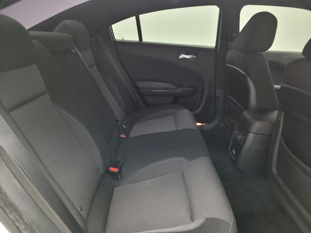 2018 Dodge Charger in Fairfield, OH 45014 - 18107427 19