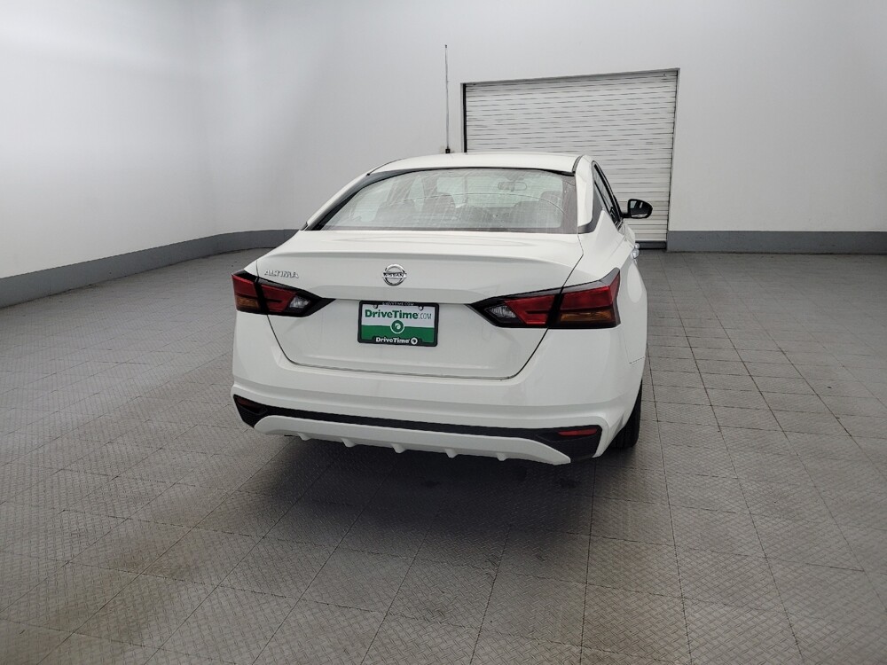 2022 Nissan Altima in Plymouth Meeting, PA 19462 - 18107430 7