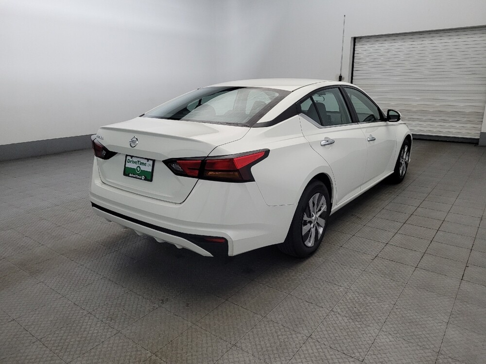 2022 Nissan Altima in Plymouth Meeting, PA 19462 - 18107430 9