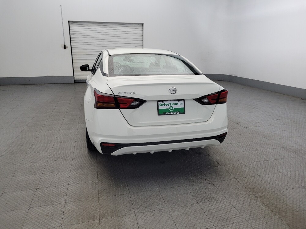 2022 Nissan Altima in Plymouth Meeting, PA 19462 - 18107430 6