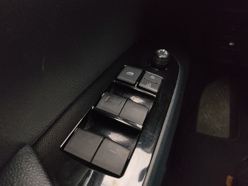 2021 Toyota Prius Prime in Wichita, KS 67207 - 18107443 27