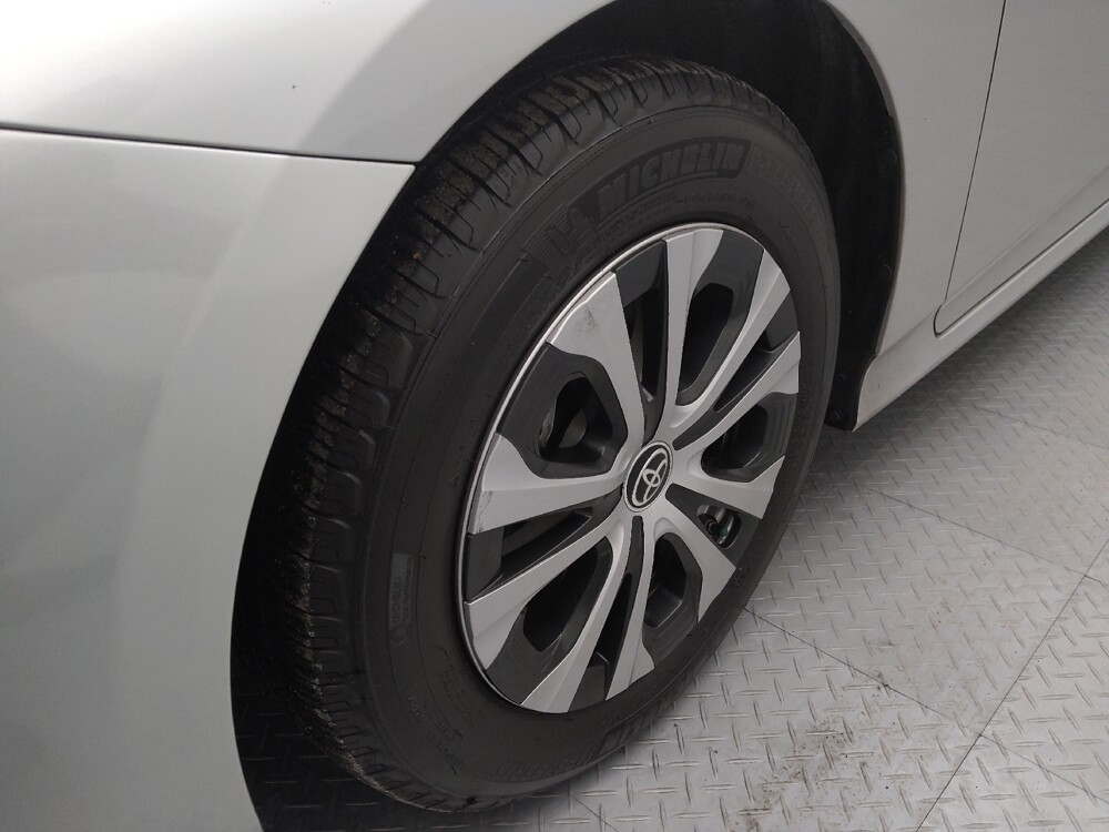 2021 Toyota Prius Prime in Wichita, KS 67207 - 18107443 31