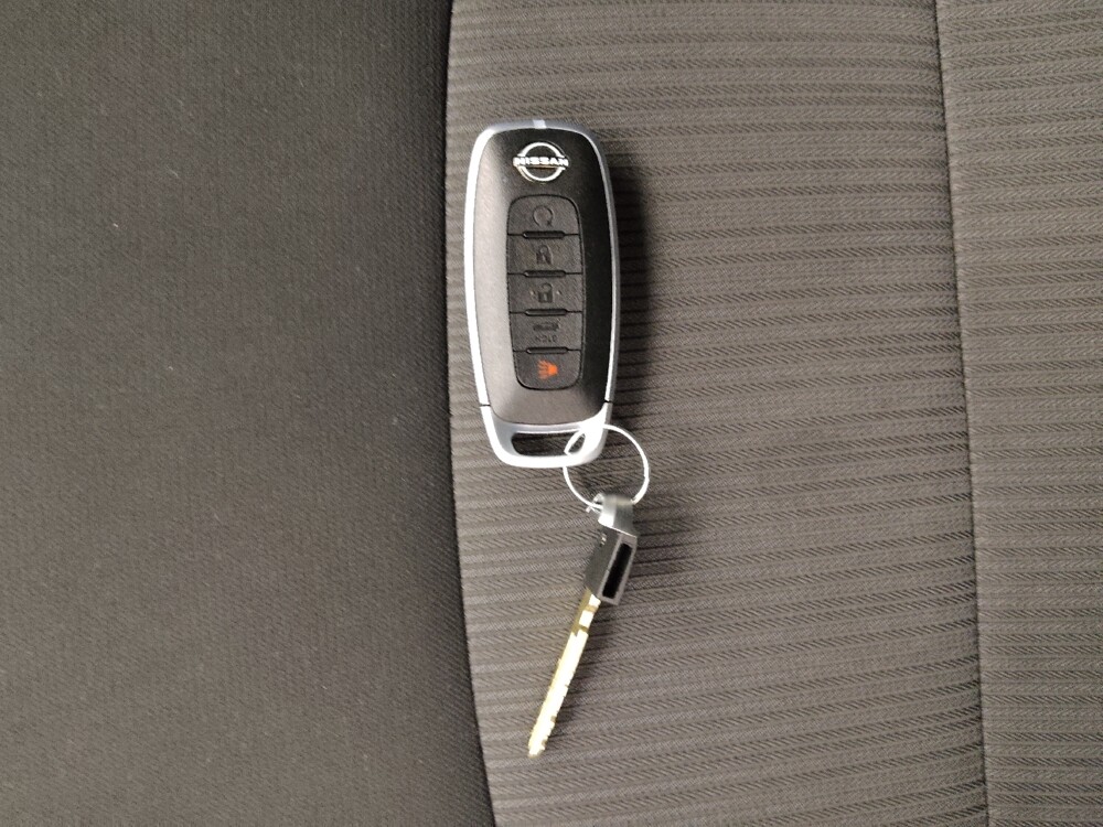 2025 Nissan Sentra in Independence, MO 64055 - 18107445 32