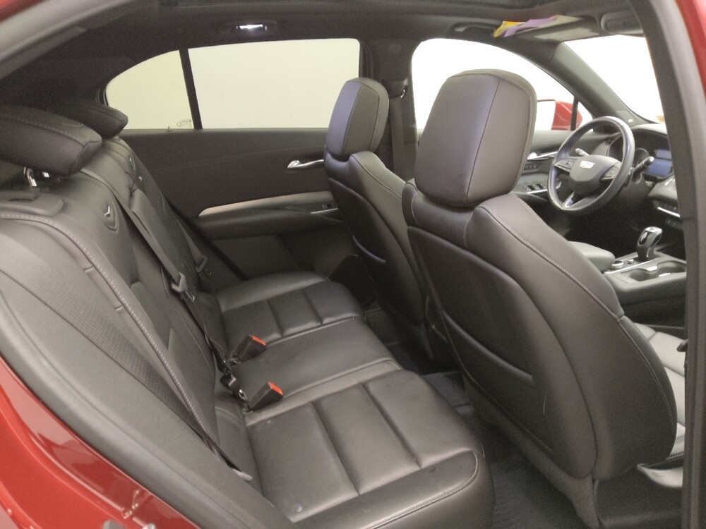 2019 Cadillac XT4 in Topeka, KS 66611 - 18107446 19