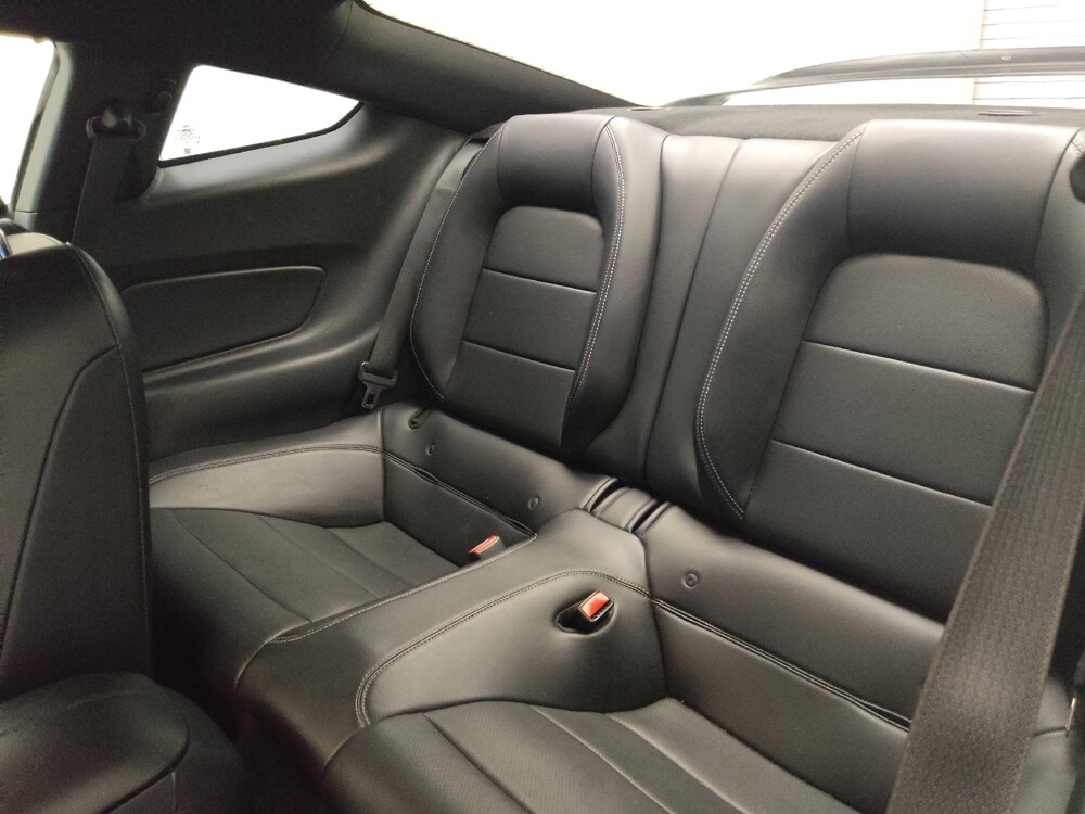 2017 Ford Mustang in Lombard, IL 60148 - 18107448 18