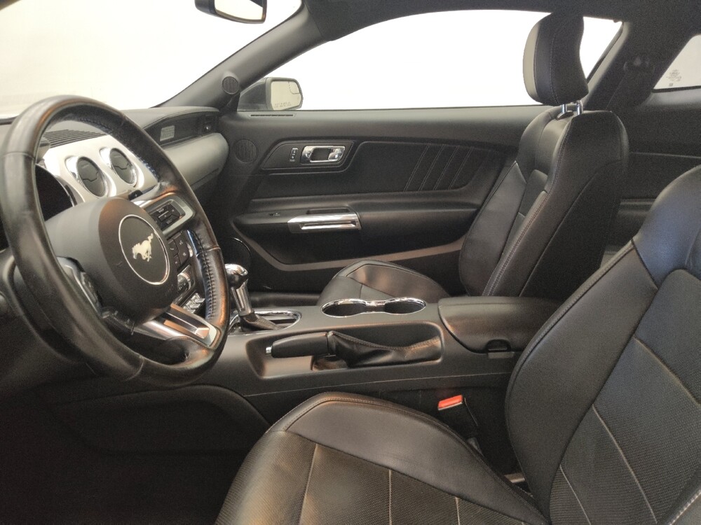 2017 Ford Mustang in Lombard, IL 60148 - 18107448 17