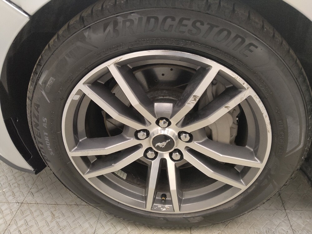 2017 Ford Mustang in Lombard, IL 60148 - 18107448 31