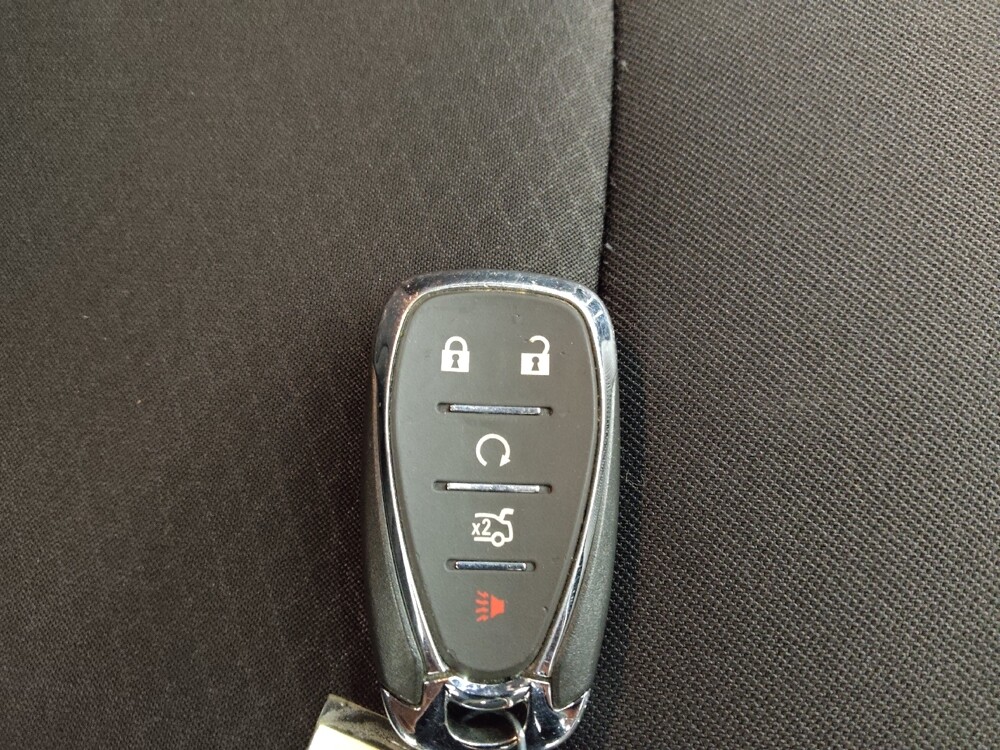 2023 Chevrolet Malibu in Midlothian, IL 60445 - 18107450 32