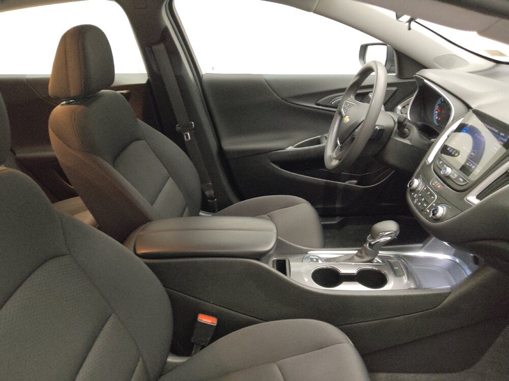 2023 Chevrolet Malibu in Midlothian, IL 60445 - 18107450 21