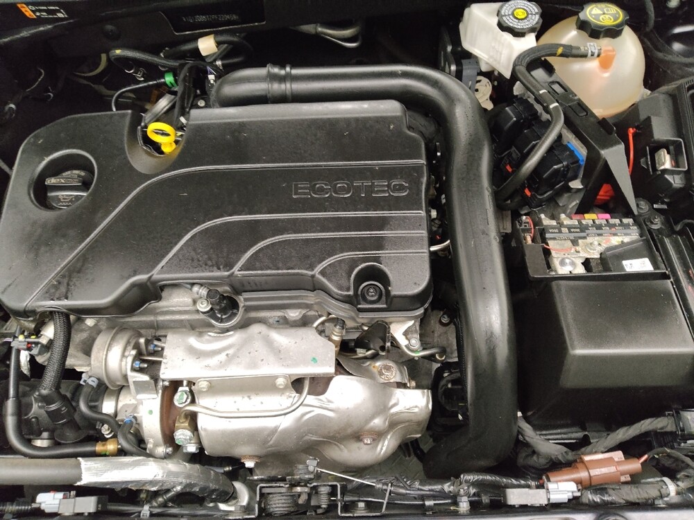 2023 Chevrolet Malibu in Midlothian, IL 60445 - 18107450 30