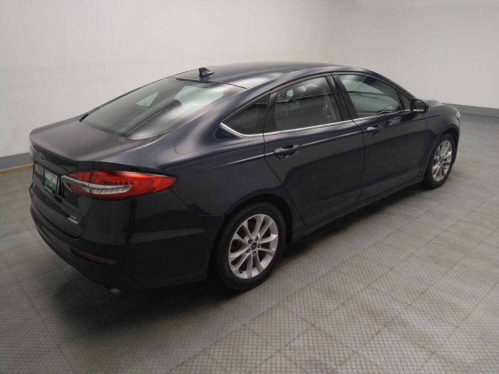 2020 Ford Fusion in Midlothian, IL 60445 - 18107453 10