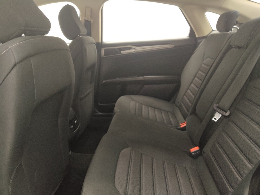 2020 Ford Fusion in Midlothian, IL 60445 - 18107453 18