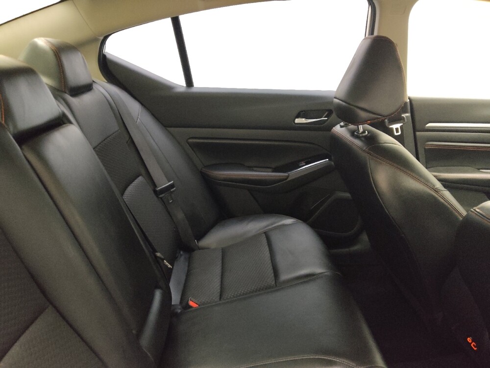 2023 Nissan Altima in Lombard, IL 60148 - 18107455 19