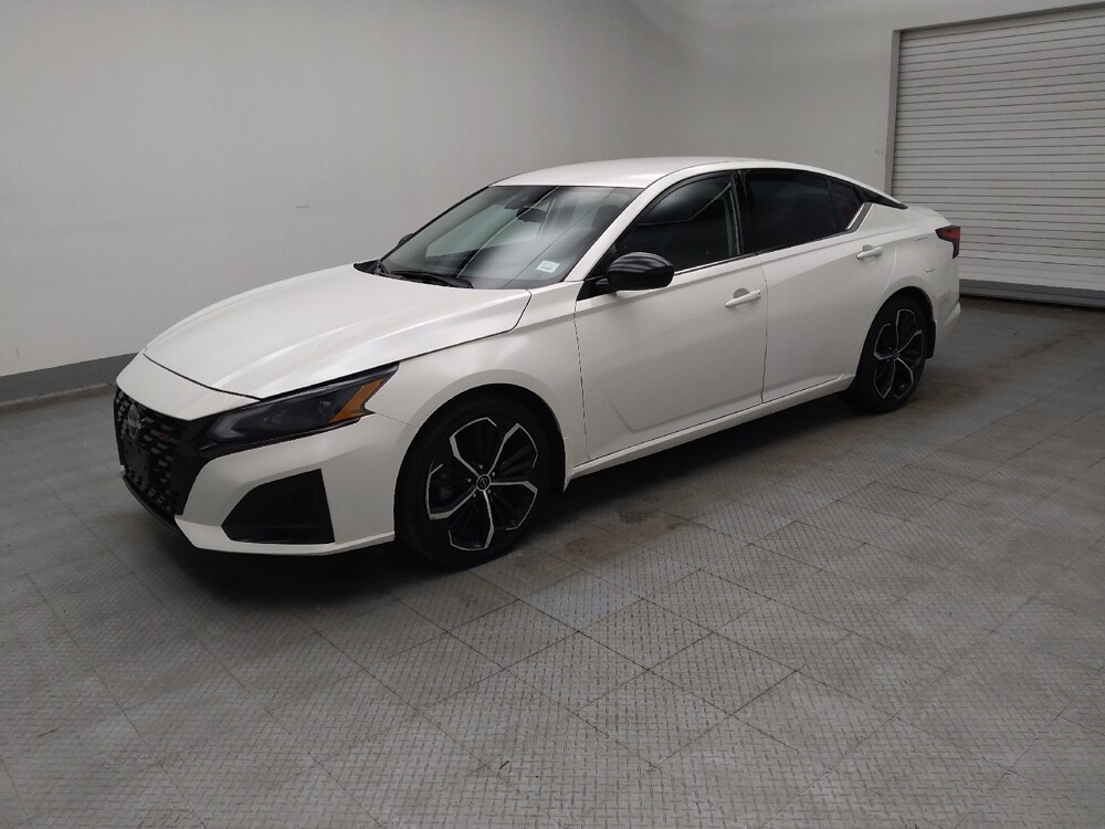 2023 Nissan Altima in Lombard, IL 60148 - 18107455 2