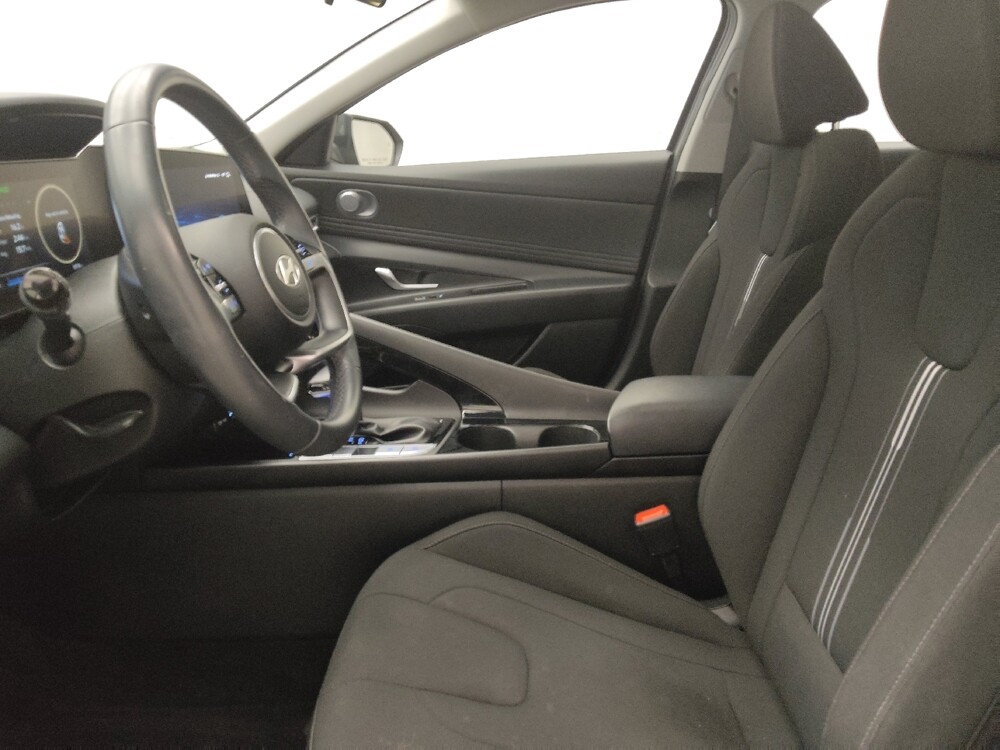 2024 Hyundai Elantra in Lombard, IL 60148 - 18107456 17