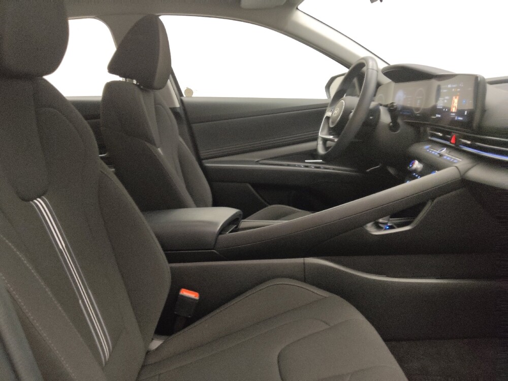 2024 Hyundai Elantra in Lombard, IL 60148 - 18107456 21