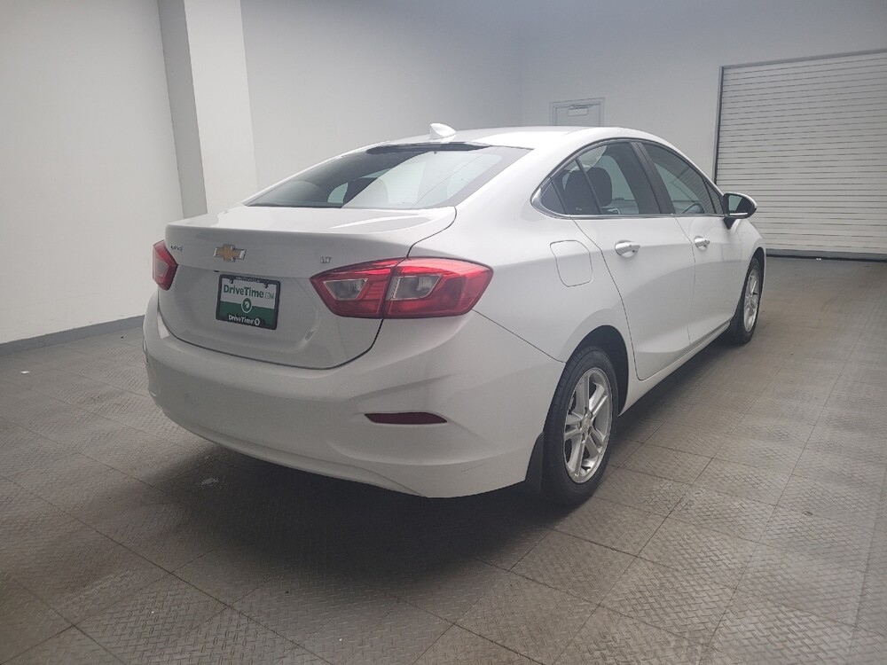 2016 Chevrolet Cruze in Taylor, MI 48180 - 18107460 9