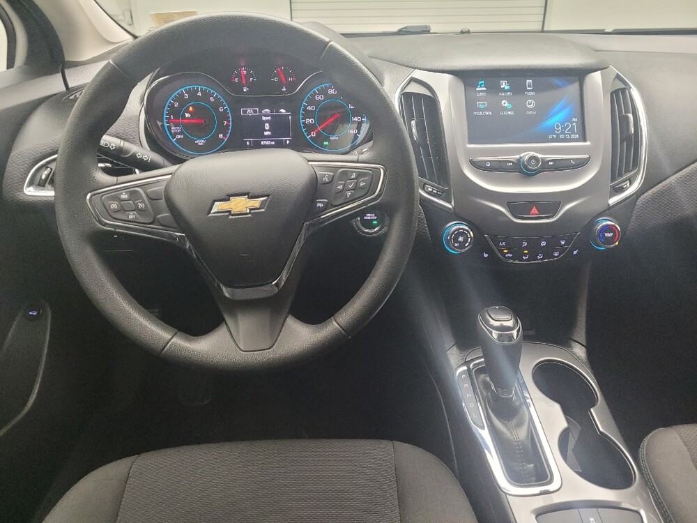 2016 Chevrolet Cruze in Taylor, MI 48180 - 18107460 22
