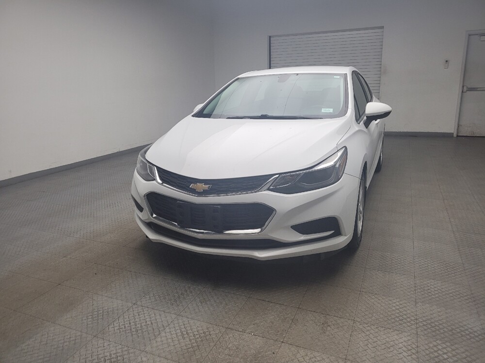 2016 Chevrolet Cruze in Taylor, MI 48180 - 18107460 15