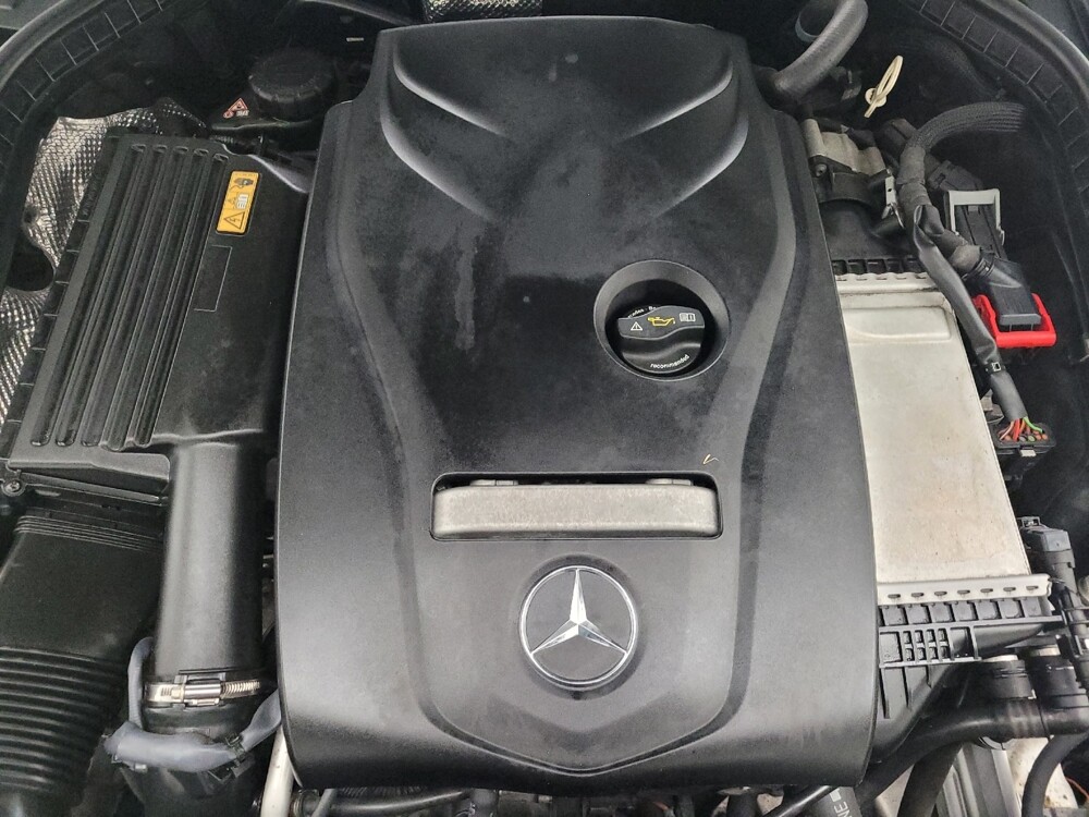 2015 Mercedes-Benz C 300 in Eastpointe, MI 48021 - 18107463 30