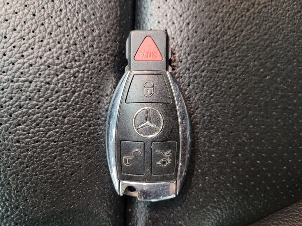 2015 Mercedes-Benz C 300 in Eastpointe, MI 48021 - 18107463 32