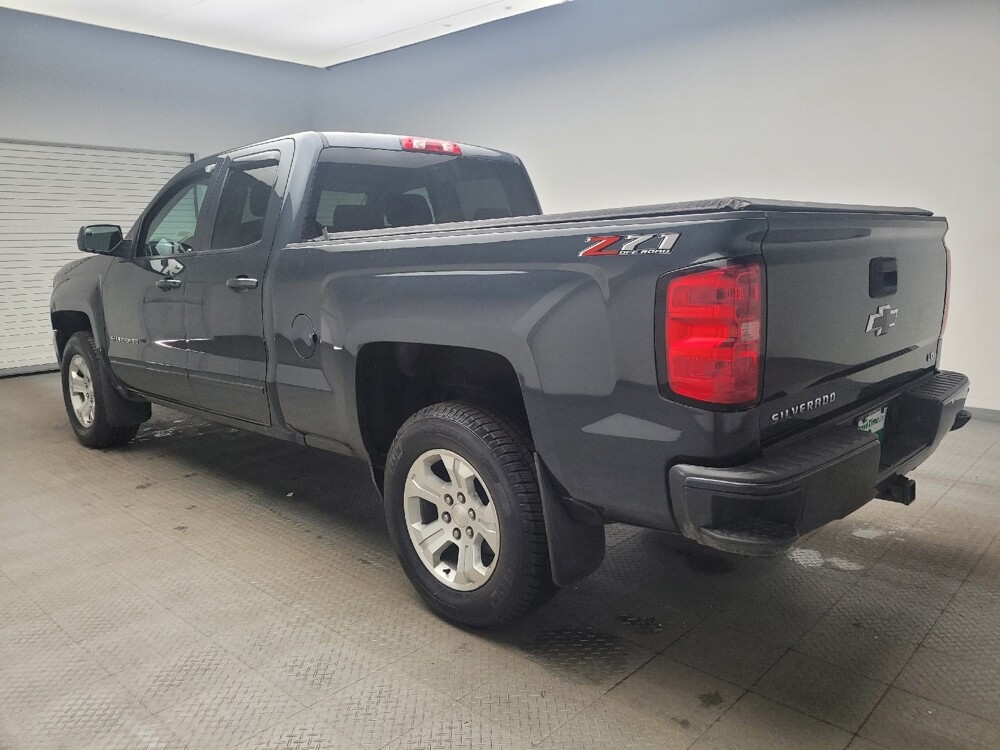 2019 Chevrolet Silverado 1500 in Grand Rapids, MI 49508 - 18107464 3