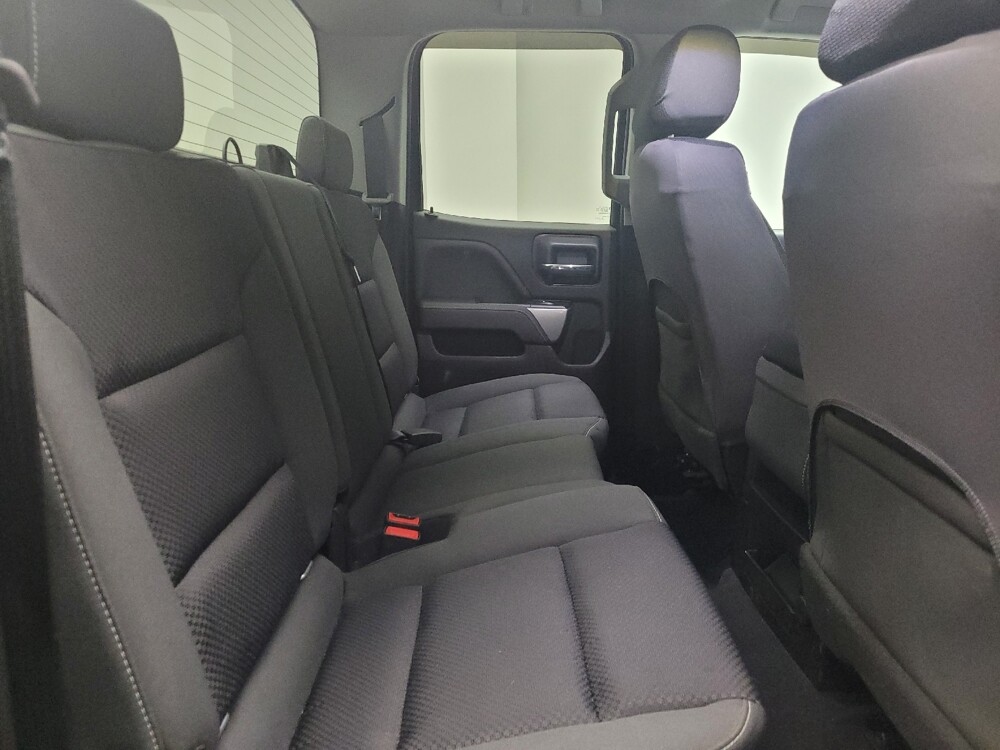 2019 Chevrolet Silverado 1500 in Grand Rapids, MI 49508 - 18107464 19