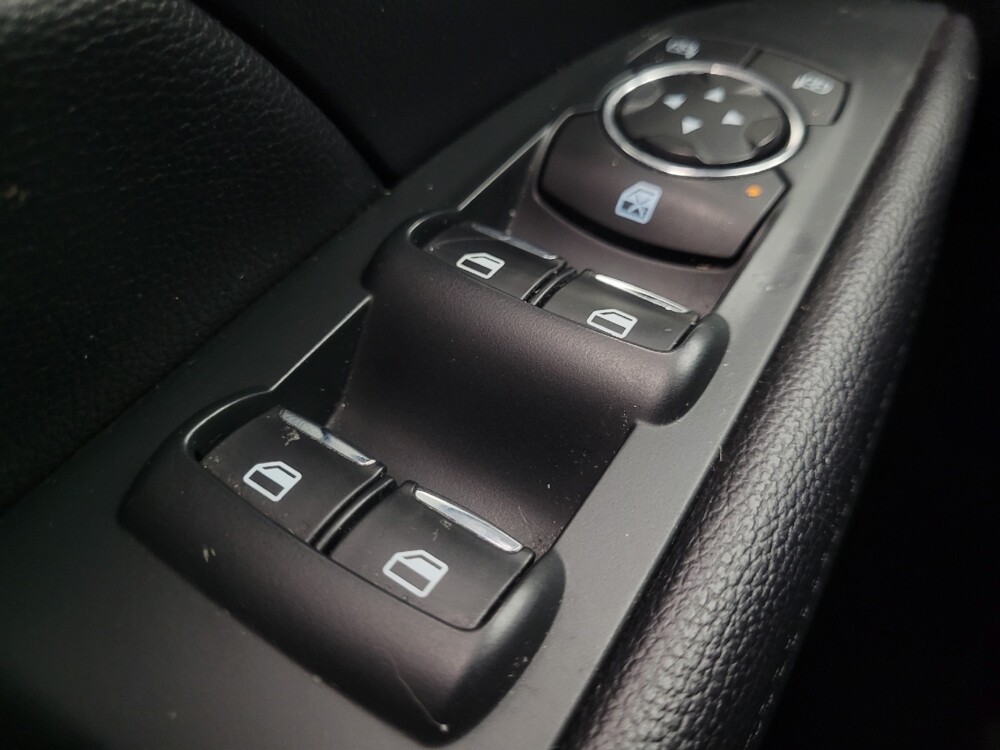 2018 Ford Explorer in Indianapolis, IN 46219 - 18107465 27