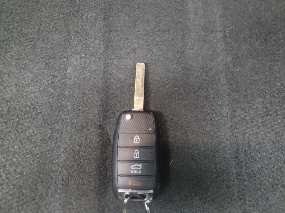 2022 Kia Rio in Indianapolis, IN 46222 - 18107466 32