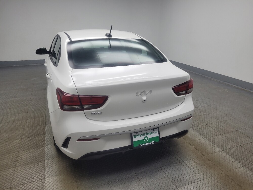 2022 Kia Rio in Indianapolis, IN 46222 - 18107466 6