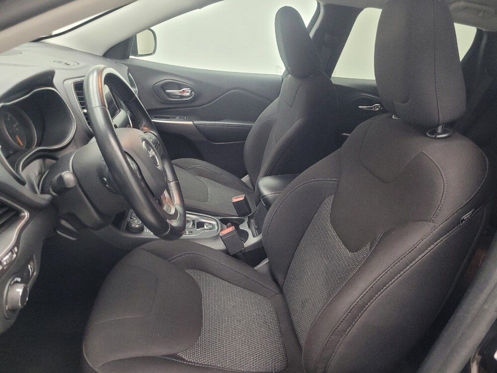 2020 Jeep Cherokee in Mishawaka, IN 46545 - 18107475 17