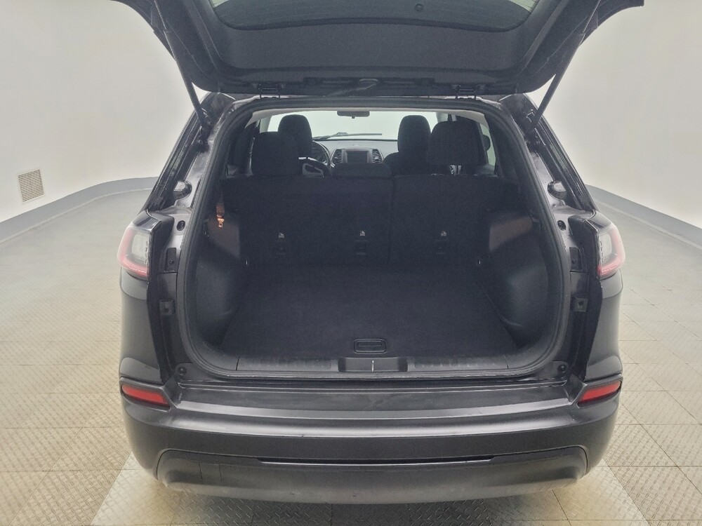 2020 Jeep Cherokee in Mishawaka, IN 46545 - 18107475 29