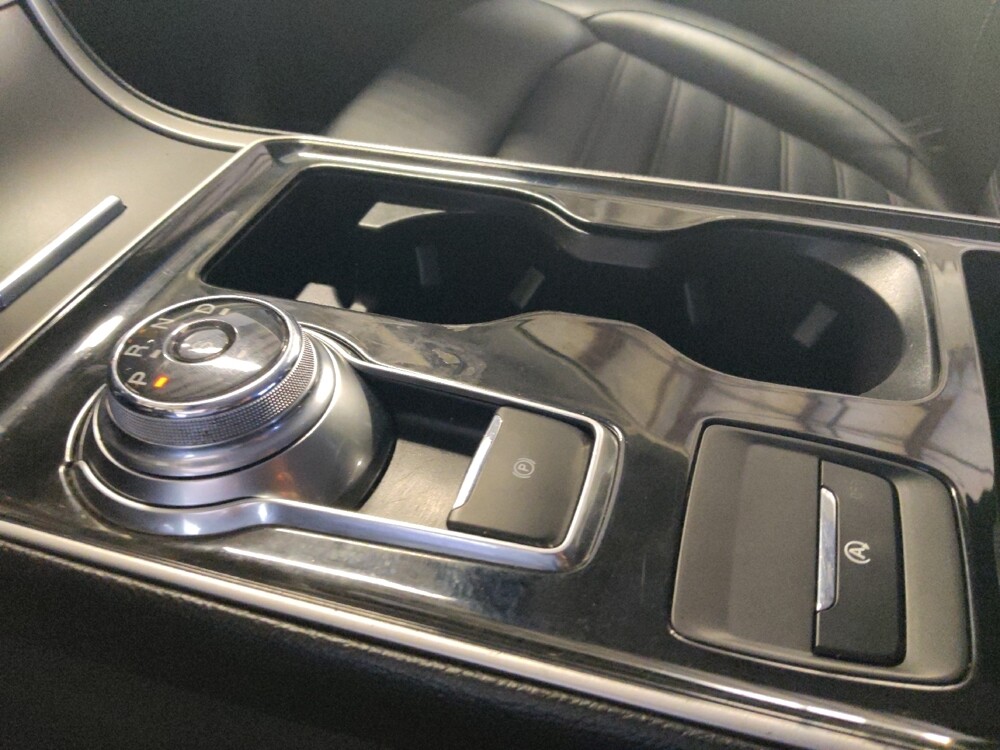 2019 Ford Edge in Houston, TX 77060 - 18107482 26