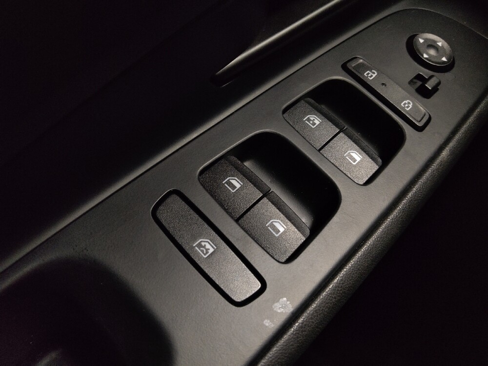 2025 Hyundai Elantra in Pelham, AL 35124 - 18107493 27