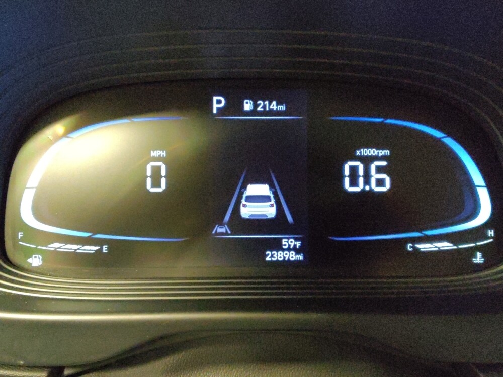 2024 Hyundai Venue in Mesa, AZ 85210 - 18107509 23