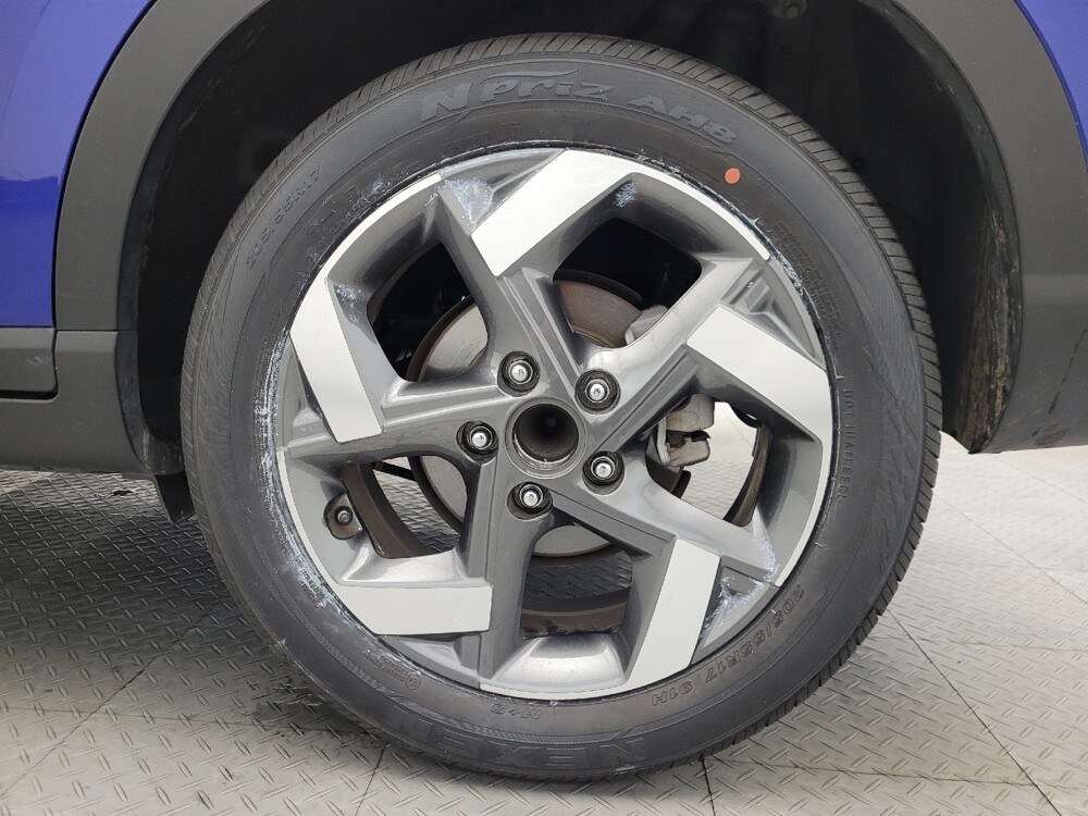 2024 Hyundai Venue in Mesa, AZ 85210 - 18107509 31