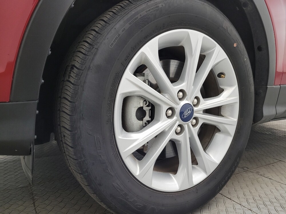 2019 Ford Escape in Glendale, AZ 85301 - 18107510 31