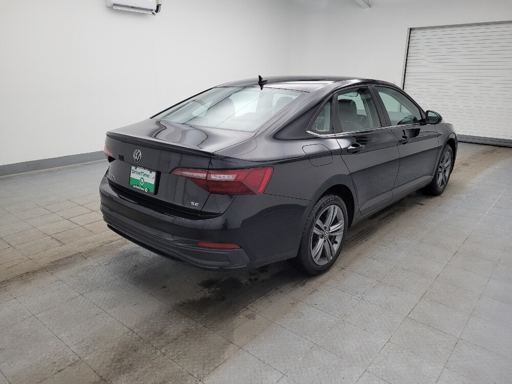 2024 Volkswagen Jetta in Toledo, OH 43617 - 18107513 9