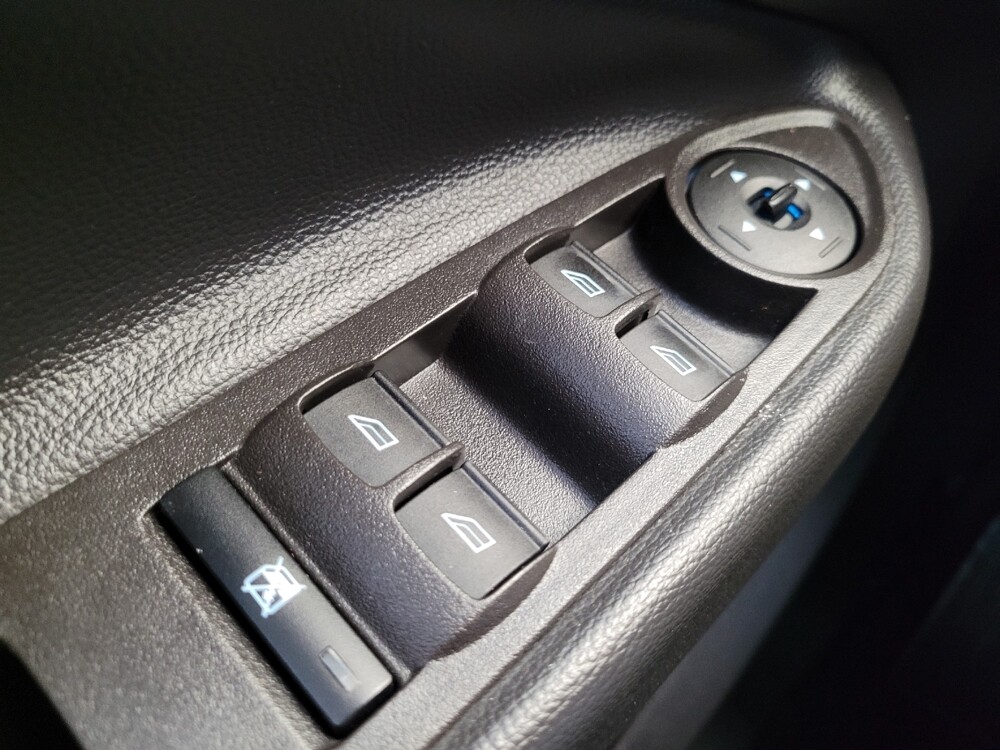 2018 Ford Escape in Toledo, OH 43617 - 18107514 27