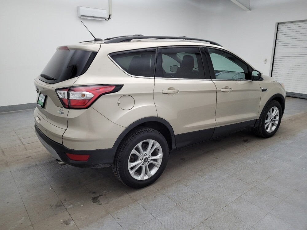 2018 Ford Escape in Toledo, OH 43617 - 18107514 10