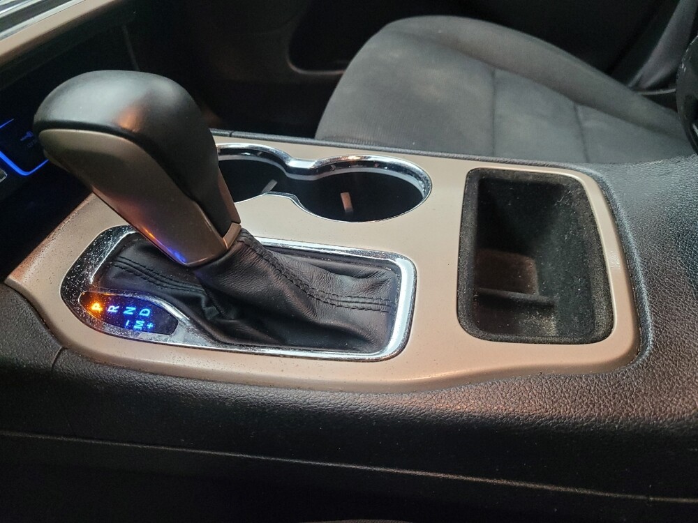 2017 Jeep Grand Cherokee in Memphis, TN 38115 - 18107519 26