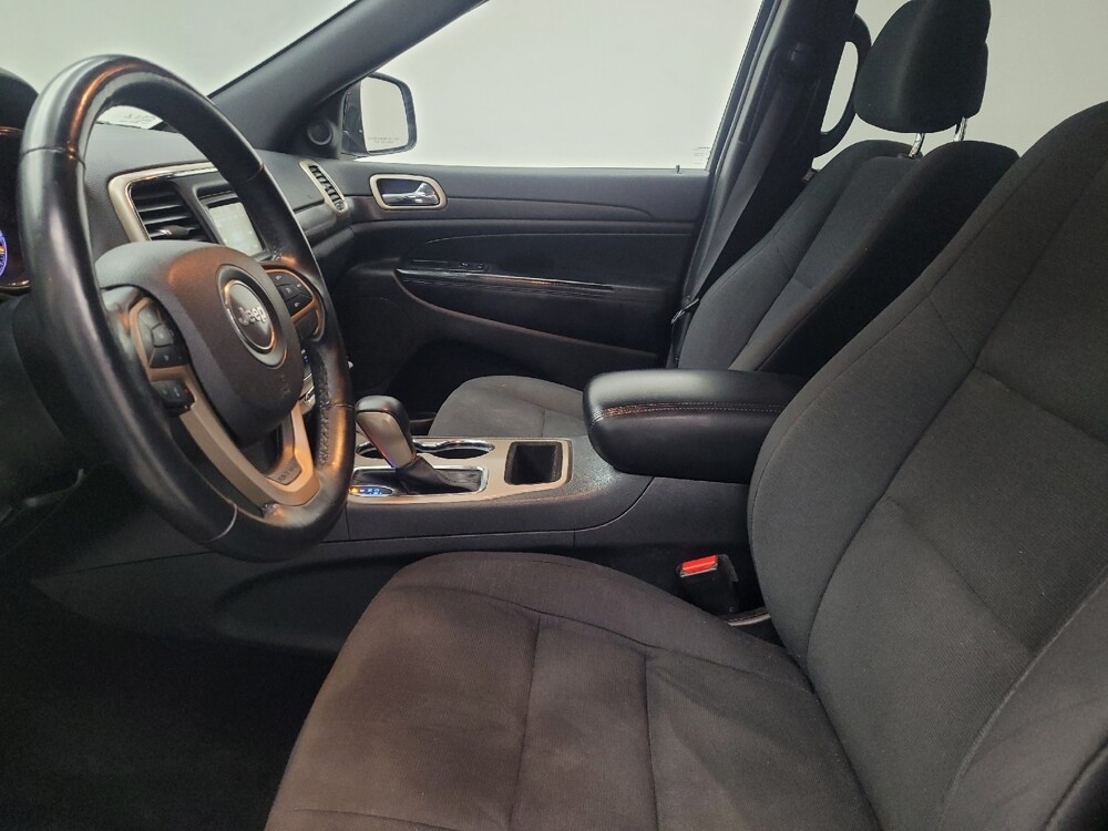 2017 Jeep Grand Cherokee in Memphis, TN 38115 - 18107519 17